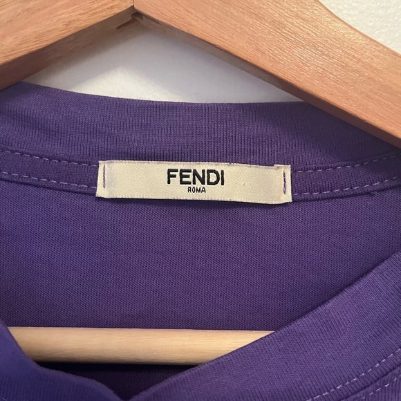 Fendi T-Shirt size Medium - Picture 4 of 7
